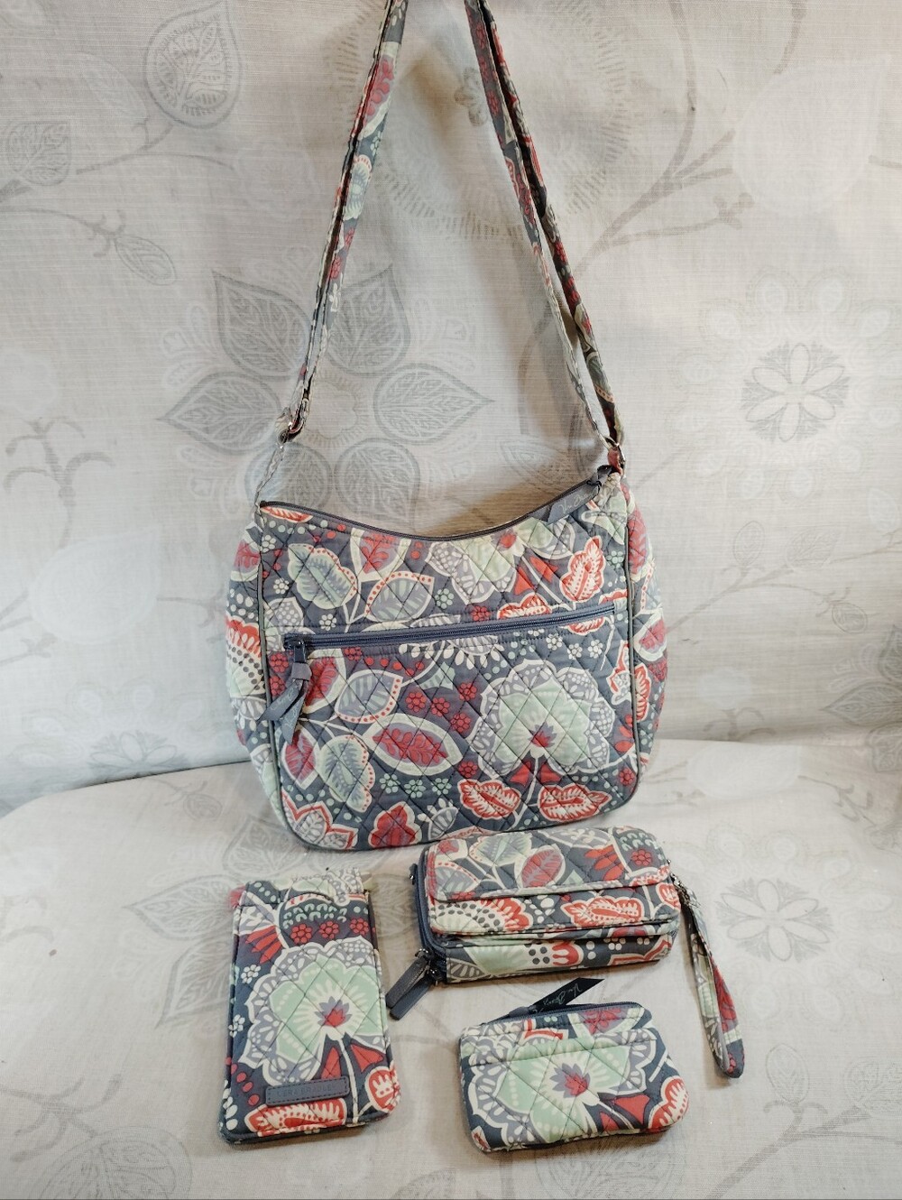 Vera Bradley 4pc Gray Floral Quilted Crossbody Bag ,Eye Glass Case,Pouch& Clutch